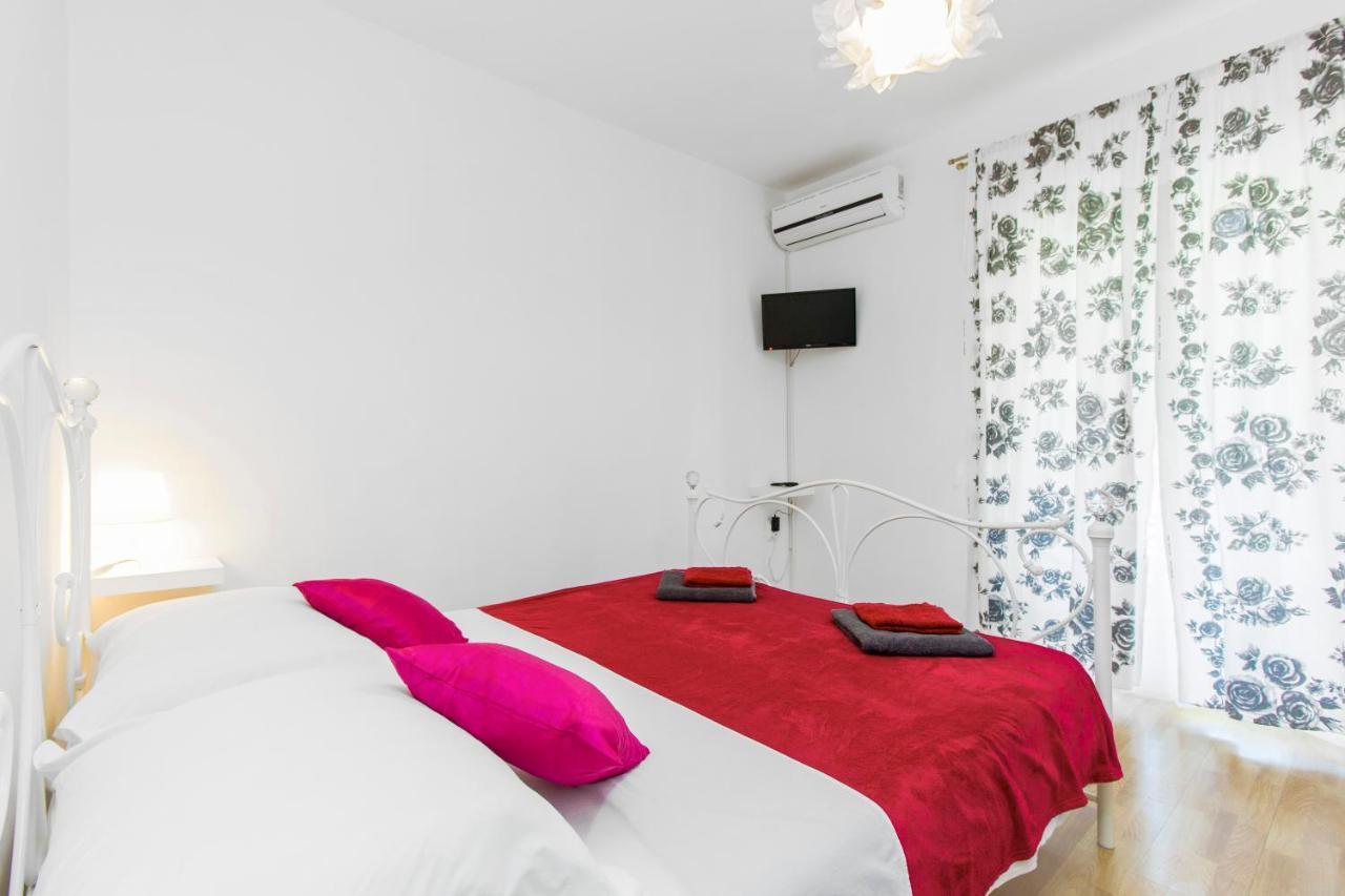Apartmani Mariva Vodice Luaran gambar