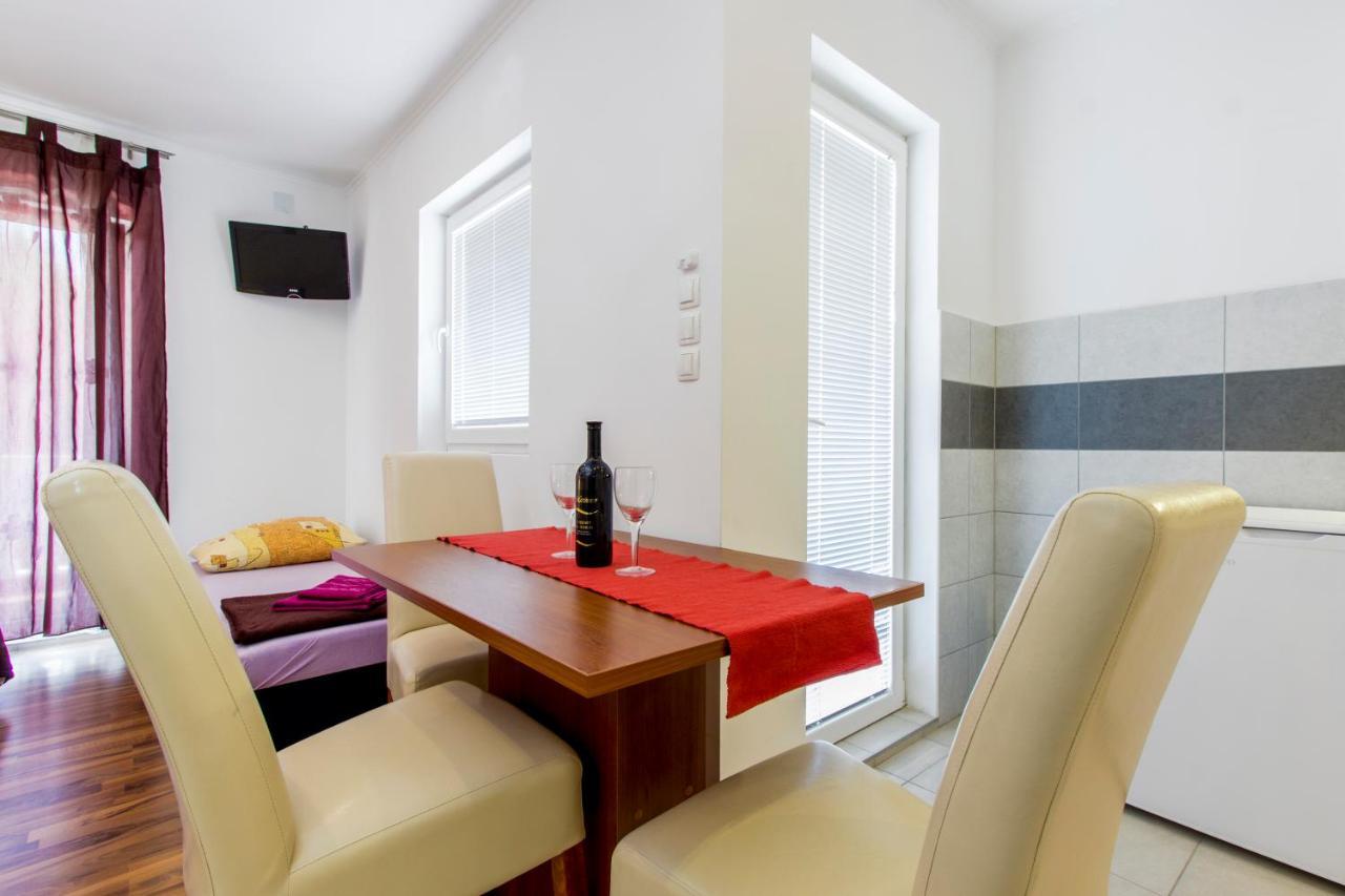 Apartmani Mariva Vodice Luaran gambar