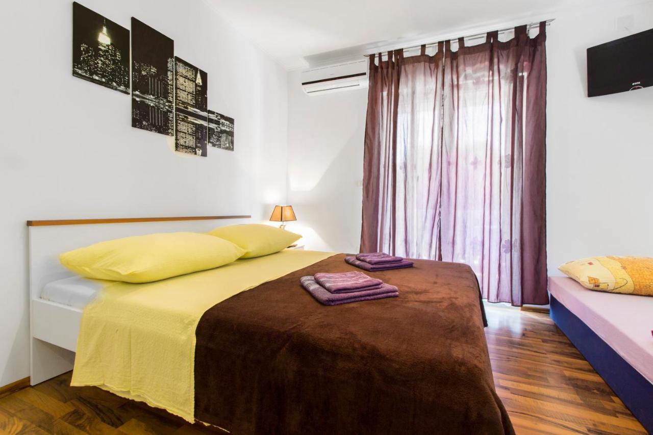 Apartmani Mariva Vodice Luaran gambar