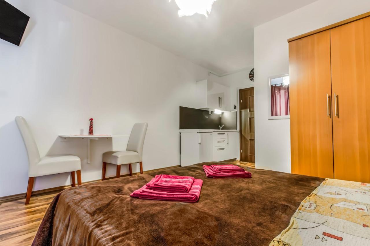 Apartmani Mariva Vodice Luaran gambar