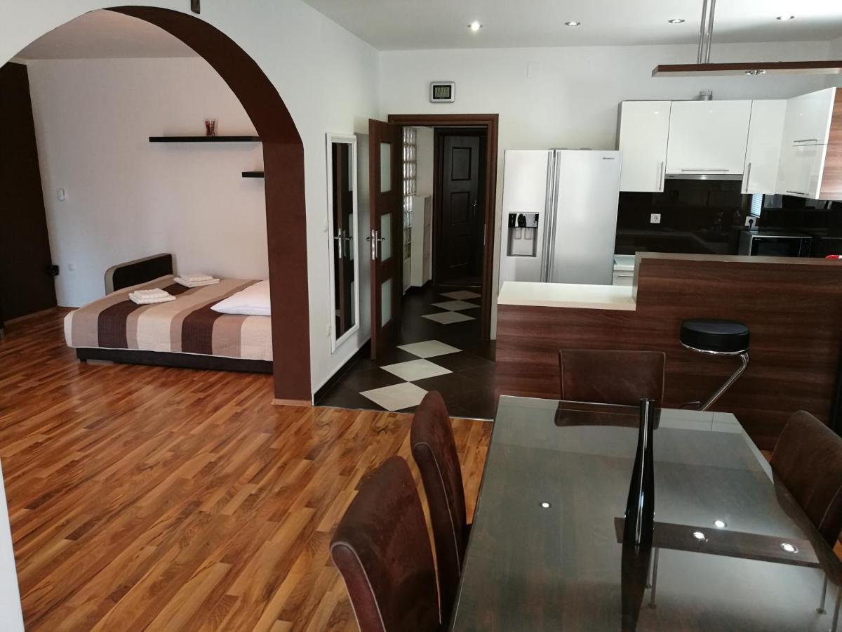 Apartmani Mariva Vodice Luaran gambar