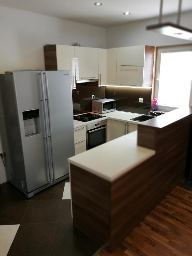 Apartmani Mariva Vodice Luaran gambar